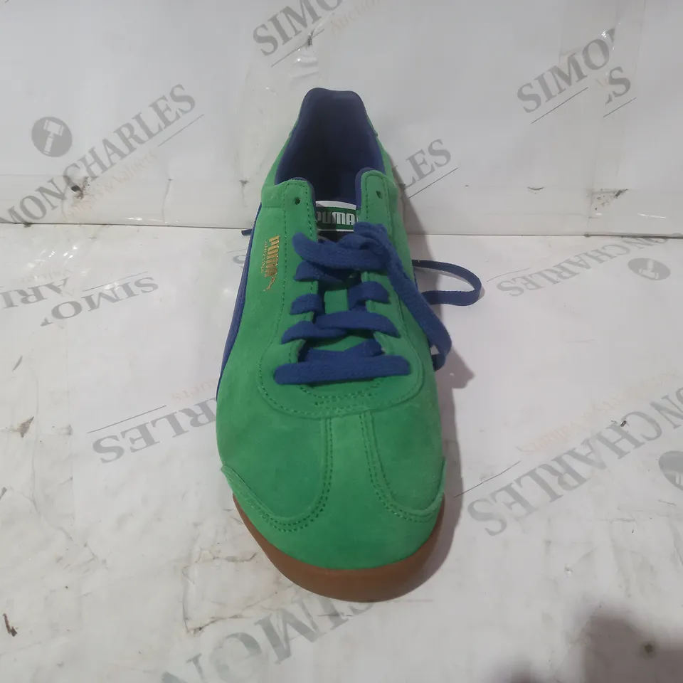 PAIR OF PUMA ARIZONA SUEDE SHOES IN GREEN/BLUE UK SIZE 7.5