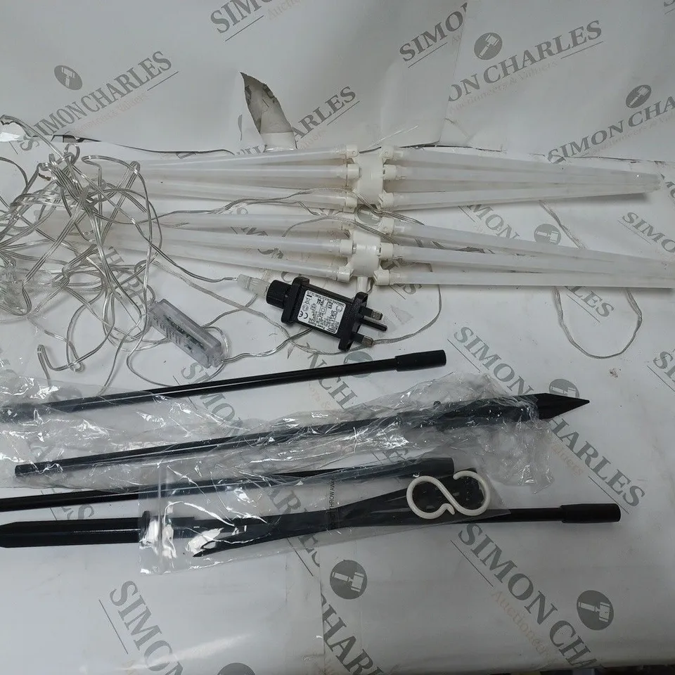 BOXED INDOOR-OUTDOOR SPARKLER DECORATIVE LED GARDEN LIGHTS 