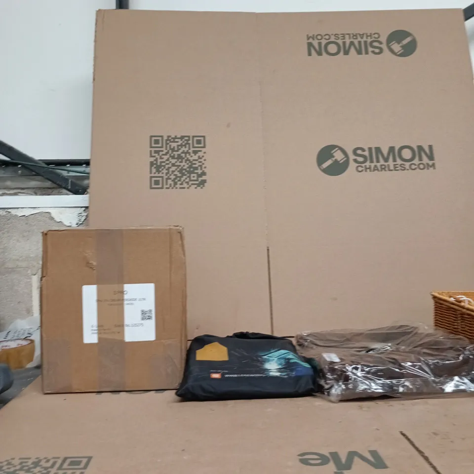 BOX OF APPROXIMATELY 10 ASSORTED ITEMS INCLUDING SPRO 3% CREAM PEROXIDE 1 LITRE, LERE WORKWEAR YELLOW COW SPLIT LEATHER APRON AND WOODSIDE OWL WITH ROTATAING HEAD