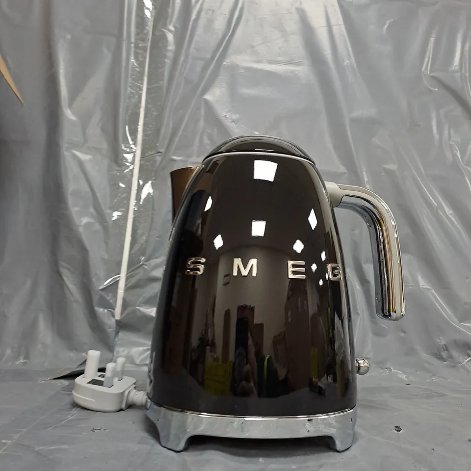 SMEG KETTLE BLACK