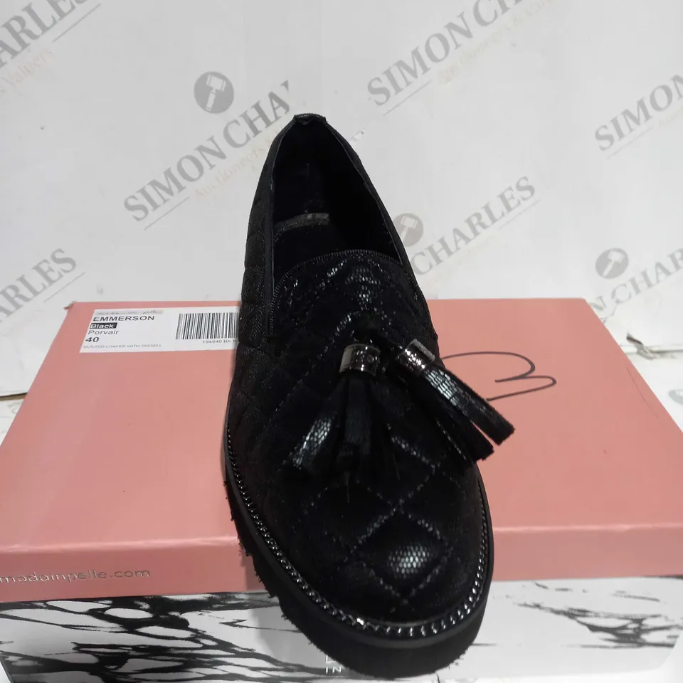 BOXED PAIR OF MODA IN PELLE EMMERSON BLACK SIZE 7