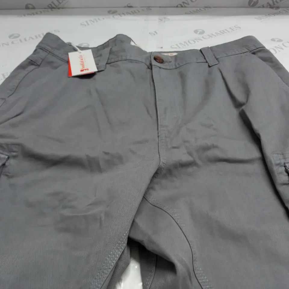 SOULCAL&CO UTILITY SHORTS IN DARK GREY - XL
