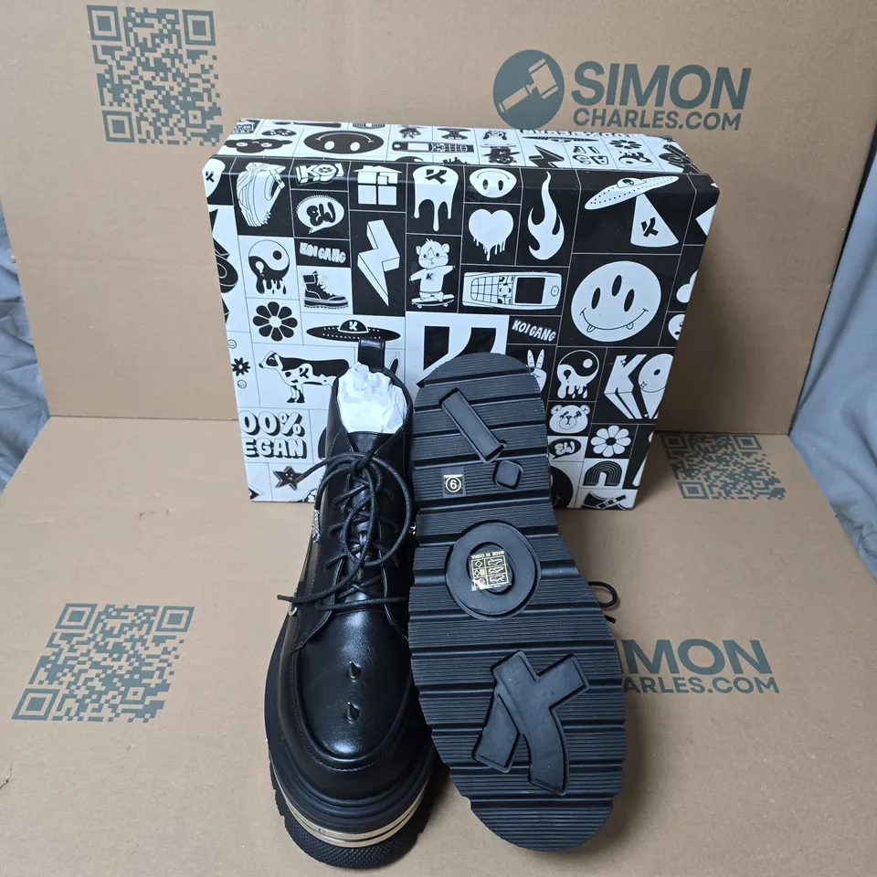 BOXED KOI THE SILENCE PLATFORM GRUNGE BOOTS BLACK UK SIZE 9 