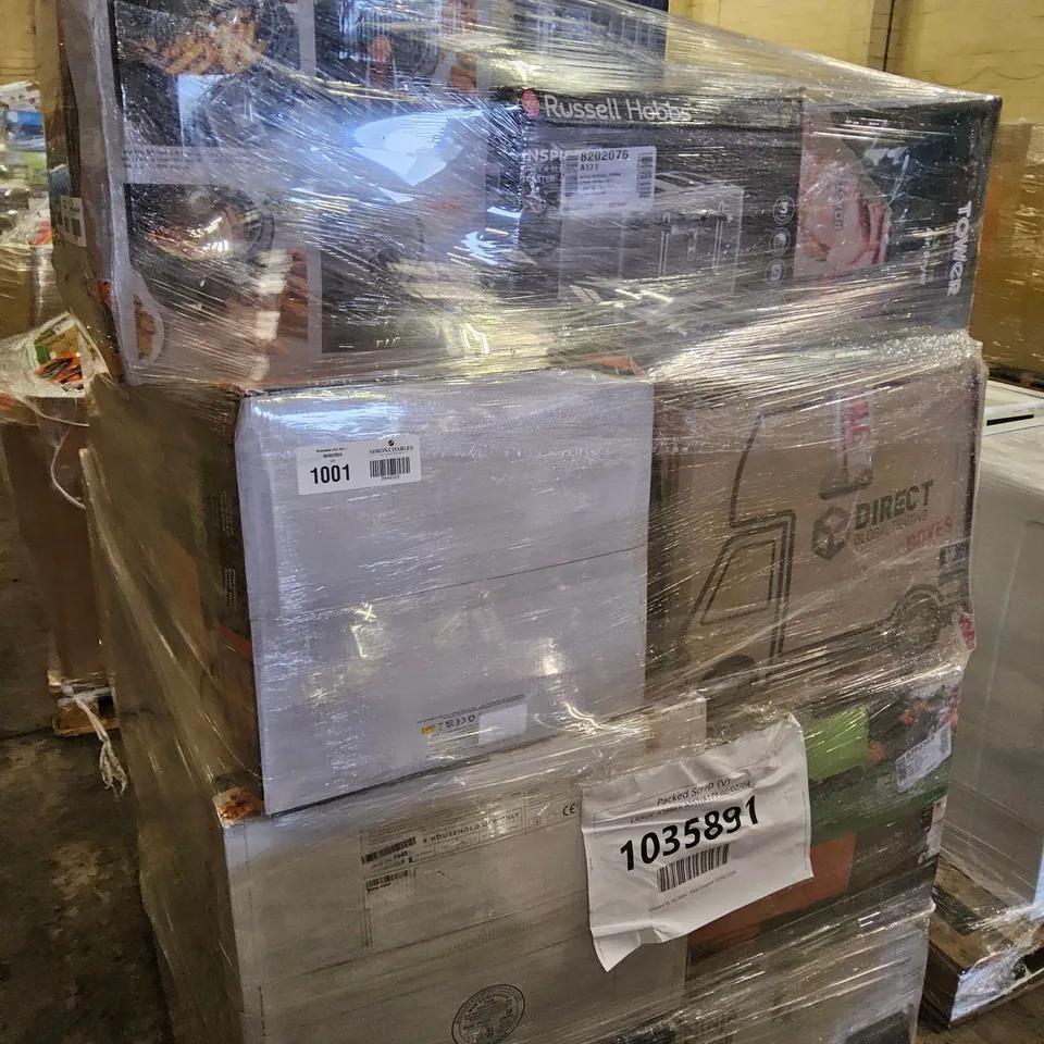 PALLET OF APPROXIMATELY 30 UNPROCESSED RAW RETURN HOUSEHOLD AND ELECTRICAL GOODS TO INCLUDE;