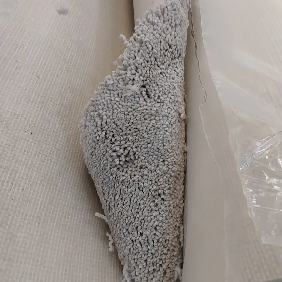 ROLL OF QUALITY ULTIMATE IMPRESSIONS HIGHLIFE CARPET // SIZE: APPROX 5 X 2.3m