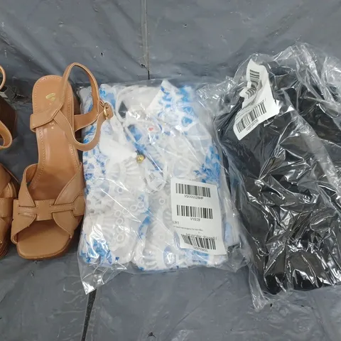 APPROXIMTALEY 5 ASSORTED CLOTHING ITEMS TO INCLUDE HEELS, BLOUSE, TROUSERS, ETC