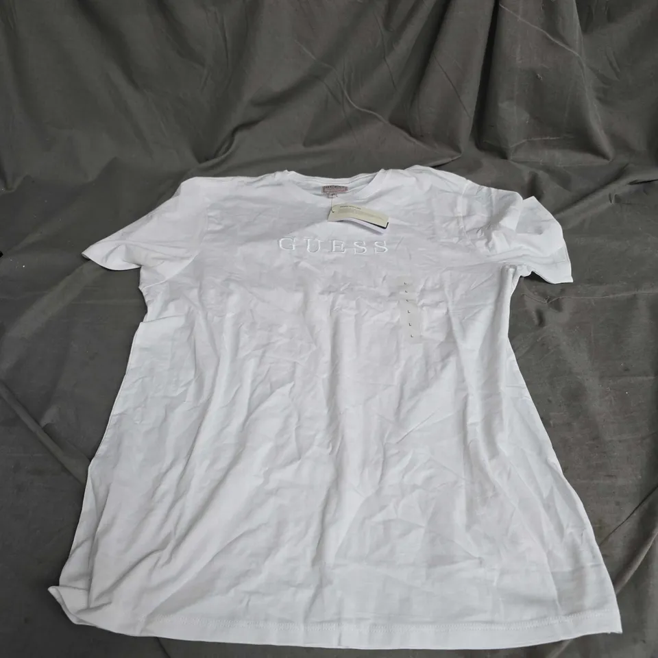 GUESS SHORT SLEEVE EMBROIDERED CREW TEE IN PURE WHITE SIZE L