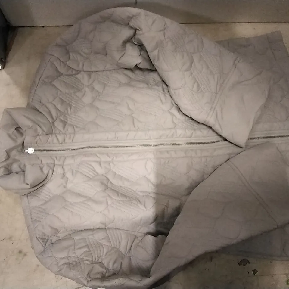 PACKAGED MARLAC WYNNE GREY JACKET SIZE XS , 2 PCS 