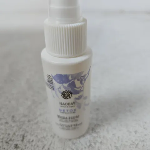 BOX OF APPROXIMATELY 90 X NAOBAY DETOX PURIFYING FACIAL MIST - 50ML