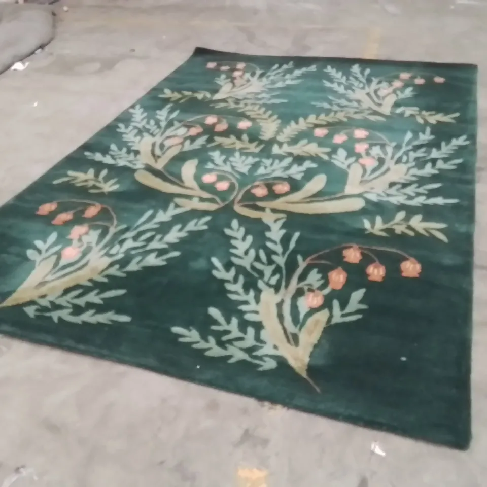 QUALITY DESIGNER AREA RUG - APPROXIMATELY 300X200CM