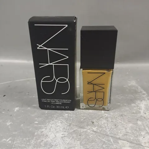 NARS LIGHT REFLECTING FOUNDATION IN MEDIUM 6 ARUBA 30ML