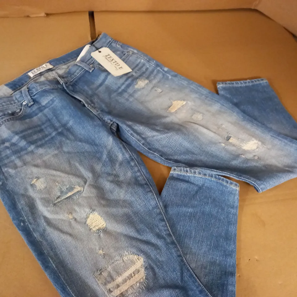 BRAND NEW TEXTILE ELIZABETH AND JAMES OZZY PANTS IN BLUE - 32