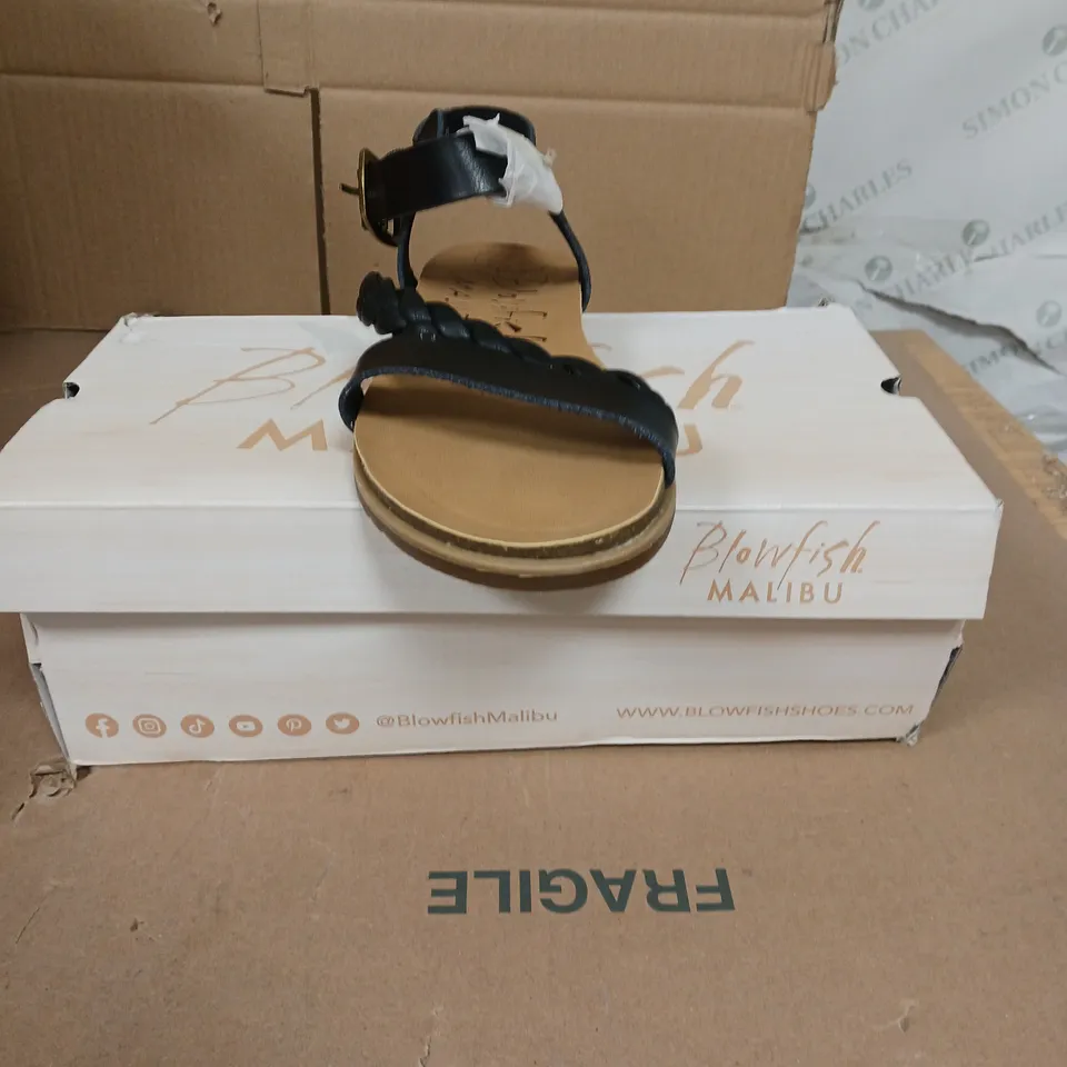 BLOWFISH MALIBU MYLO SANDALS BLACK SIZE 5