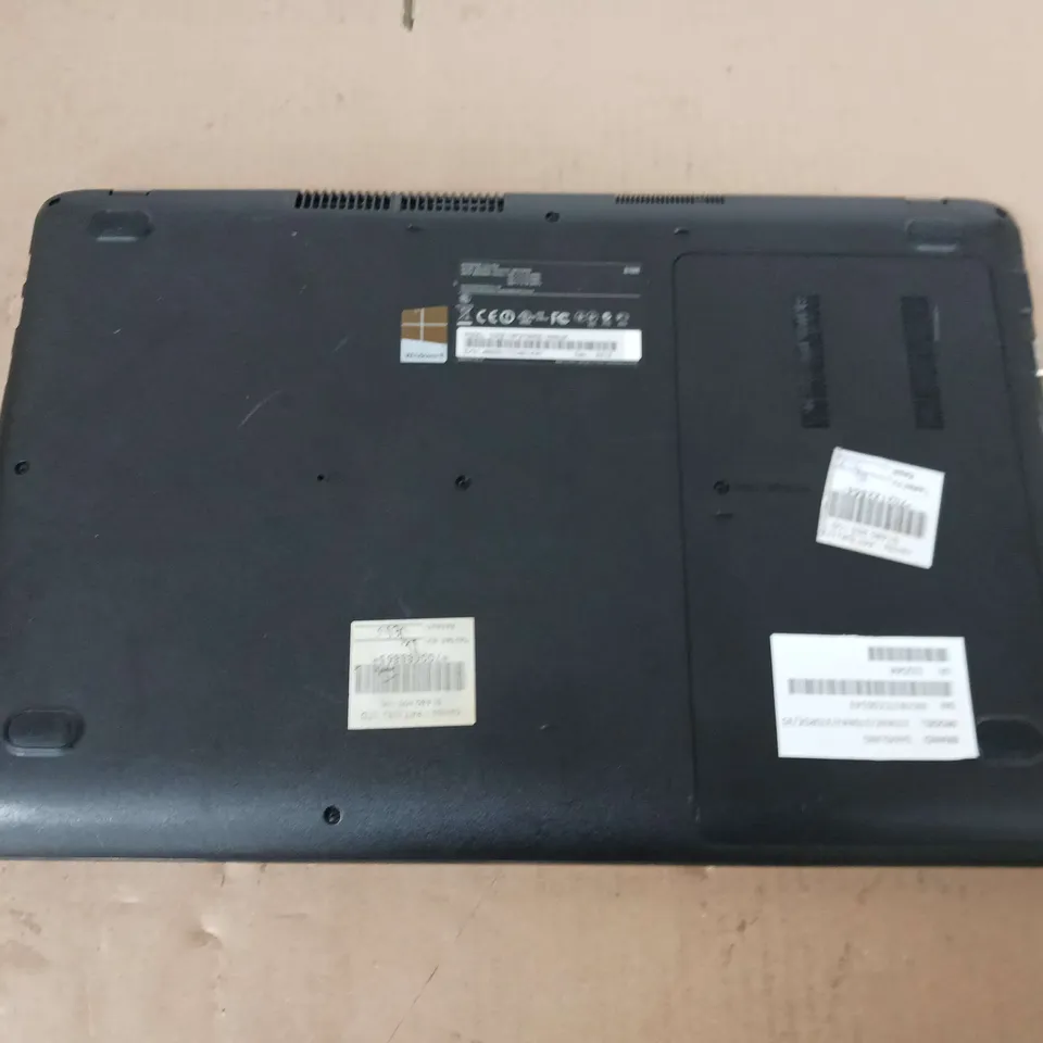 SAMSUNG 370R4E/370R4V/370R5E/3570RE/370R5V 15 INCH	I3-3110M 2.40GHZ