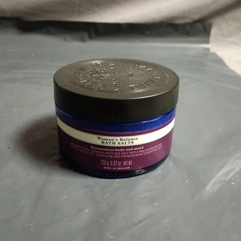 NEAL'S YARD REMEDIES WOMEN'S BALANCE BATH SALTS – 250 G, MADE IN ENGLAND