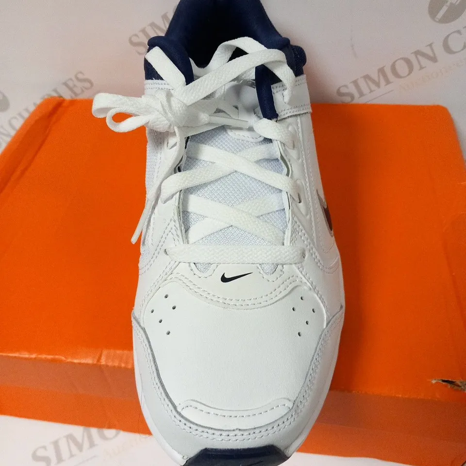 BOXED NIKE DEFY ALL DAY SIZE 7