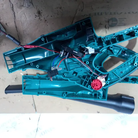 LOT OF 2 ASSORTED ELECTRICAL ITEMS TO INCLUDE BOSCH ALB 36 LI LEAF BLOWER AND ASTRO AMALFI 315 LIGHT