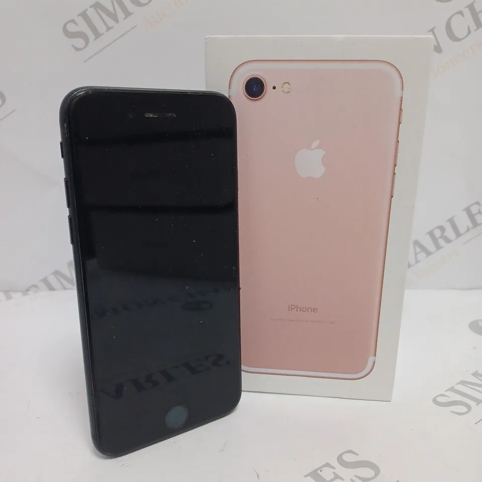 APPLE IPHONE 7 (A1778) SMARTPHONE