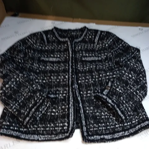WOMENS KNITTED COAT SIZE UNSPECIFIED