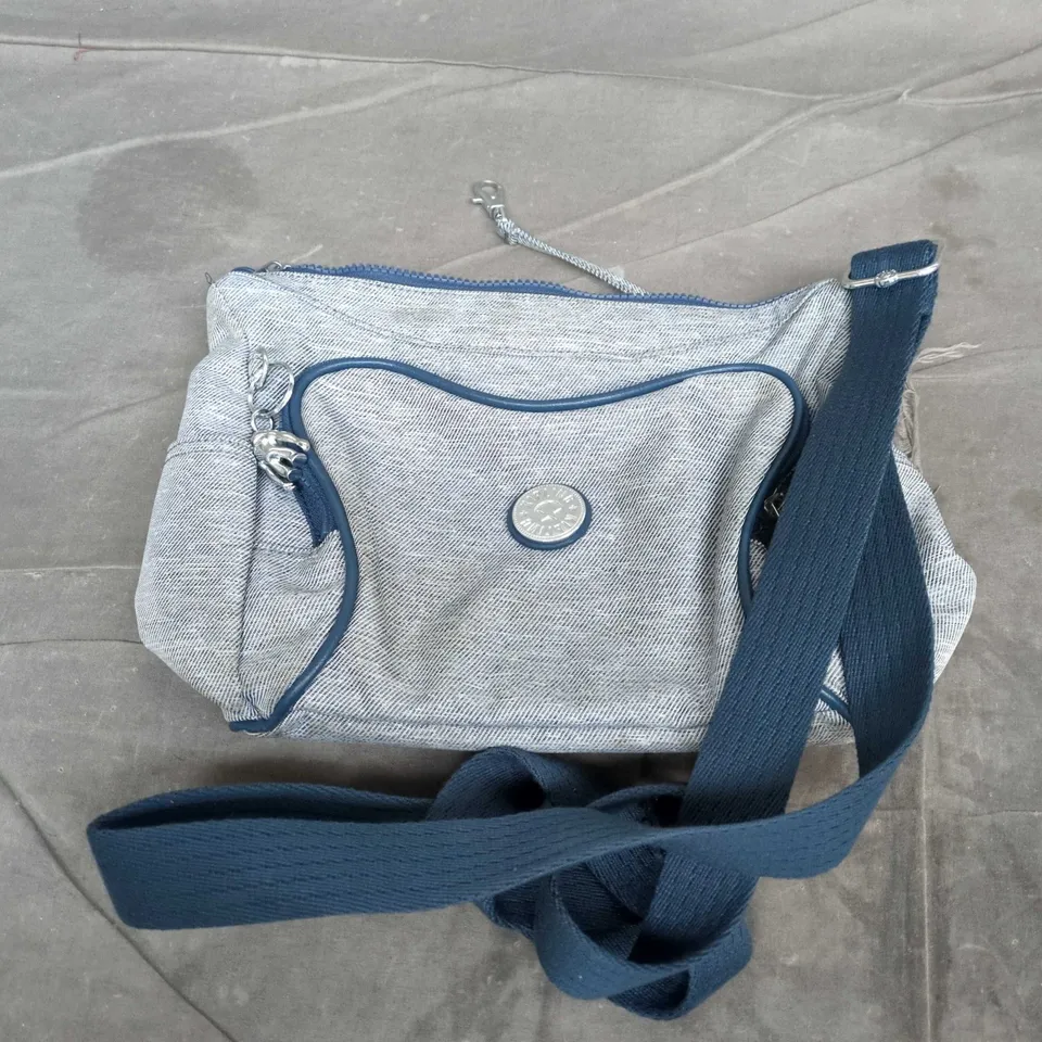 KIPLING DENIM-LOOK CROSSBODY BAG WITH BLUE TRIM – ADJUSTABLE STRAP