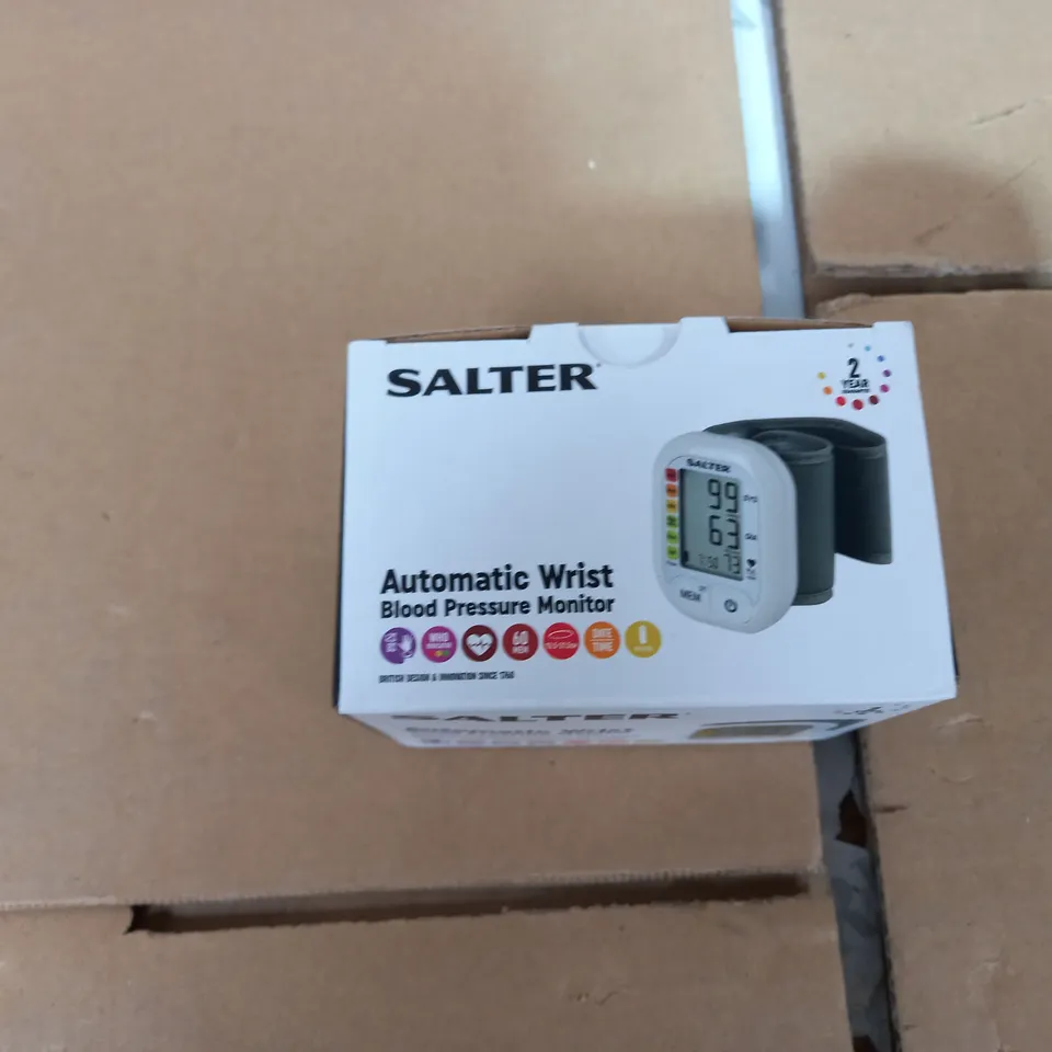SALTER AUTOMATIC WRIST BLOOD PRESSURE MONITOR 