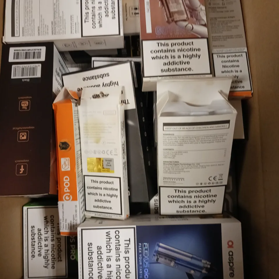 APPROXIMATELY 20 ASSORTED E-CIGARETTE PRODUCTS TO INCLUDE VAPORESSO, ASPIRE, ARGUS ETC 