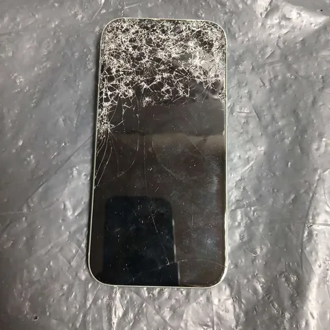 APPLE IPHONE - MINT - CRACKED SCREEN