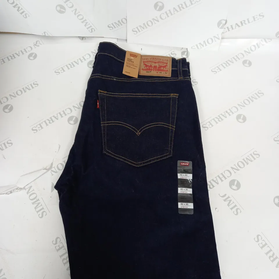 LEVIS STRAUSS DENIM TAPER JEANS SIZE W40 L30