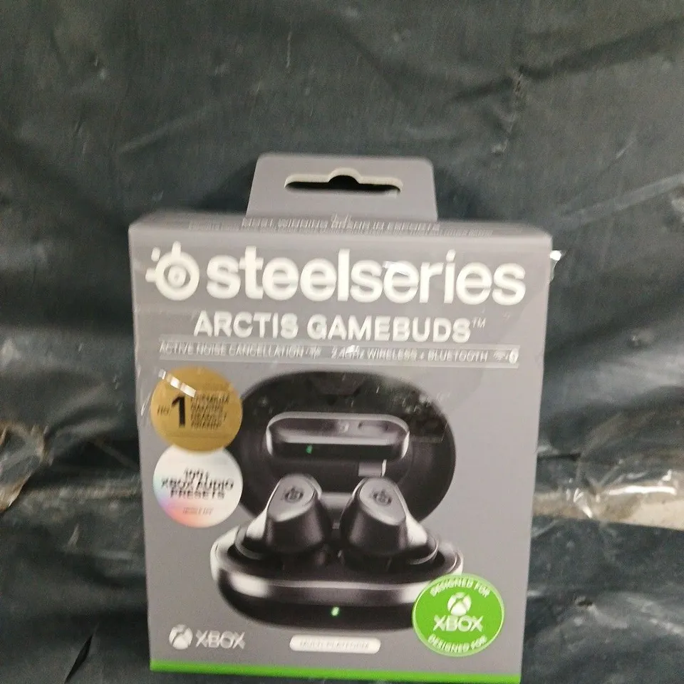 STEELSERIES ARCTIS GAMEBUDS IN BLACK