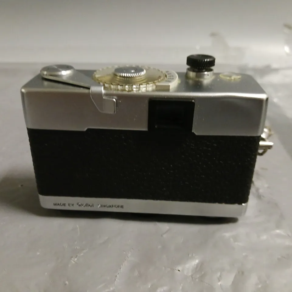 ROLLEI B35 CAMERA