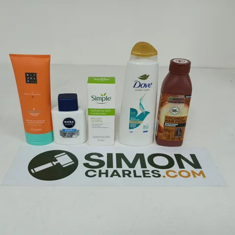 APPROXIMATEY 20 ASSORTED HEALTH AND BEAUTY PRODUCTS TO INCLUDE - SIMPLE MOISTURISER - DOVE SHAMPOO AND NIVEA MEN POST SHAVE BALM