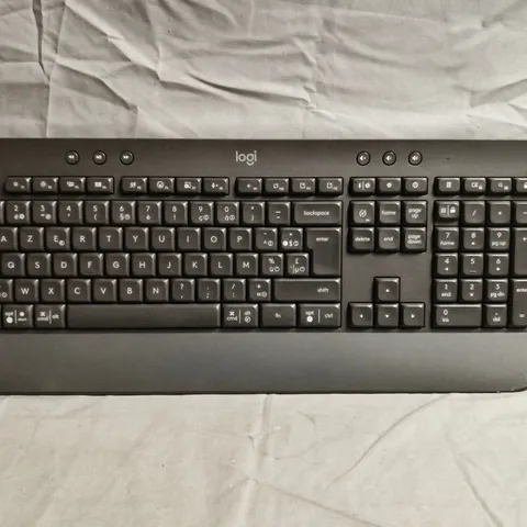 LOGITECH K650 KEYBOARD