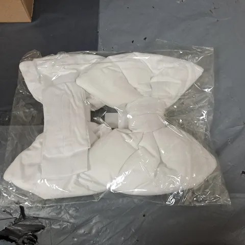 BOX OF APPROXIMATELY 6 PRAM OR COT QUILTED BOWS - WHITE