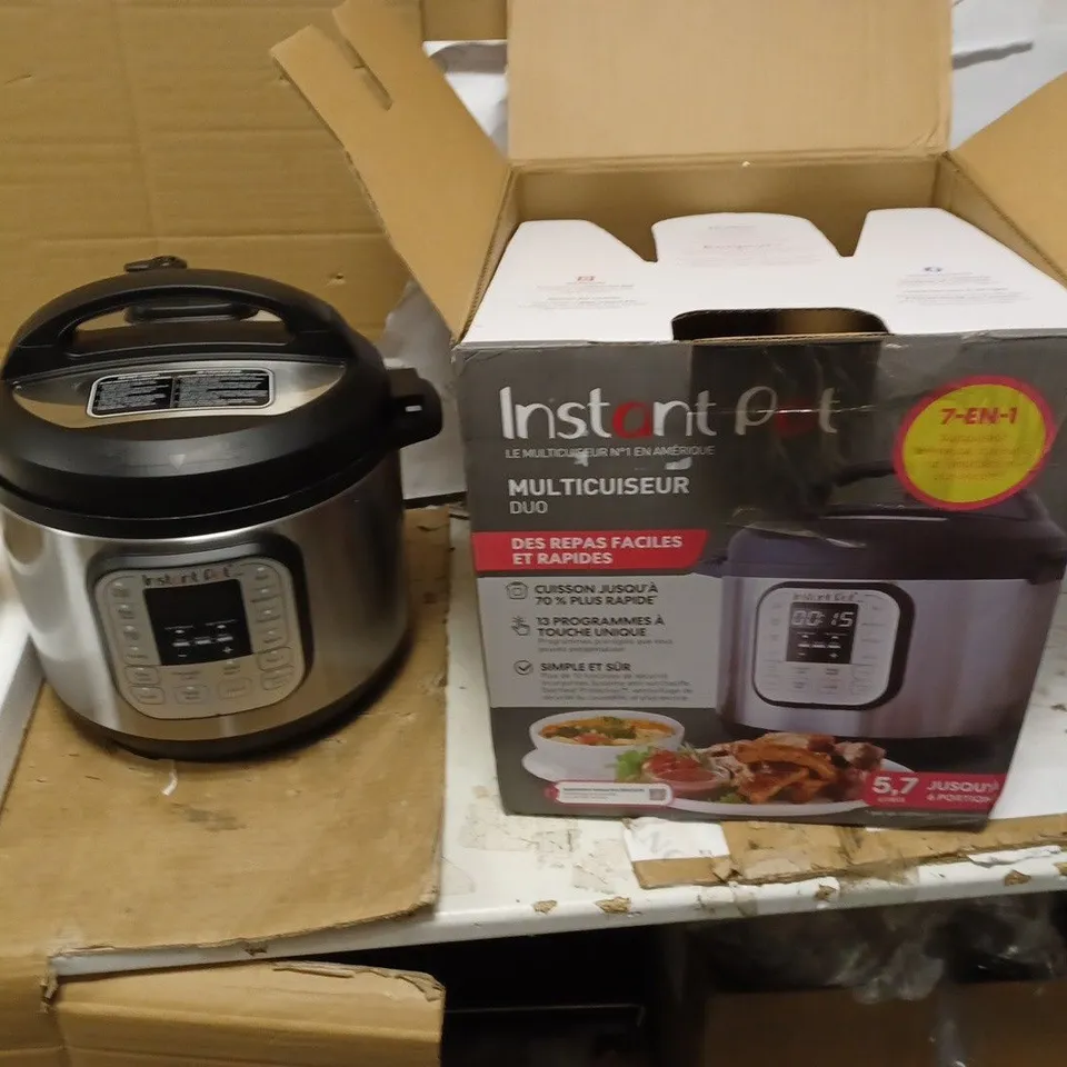 INSTANT POT DUO SMART PRESSURE COOKER
