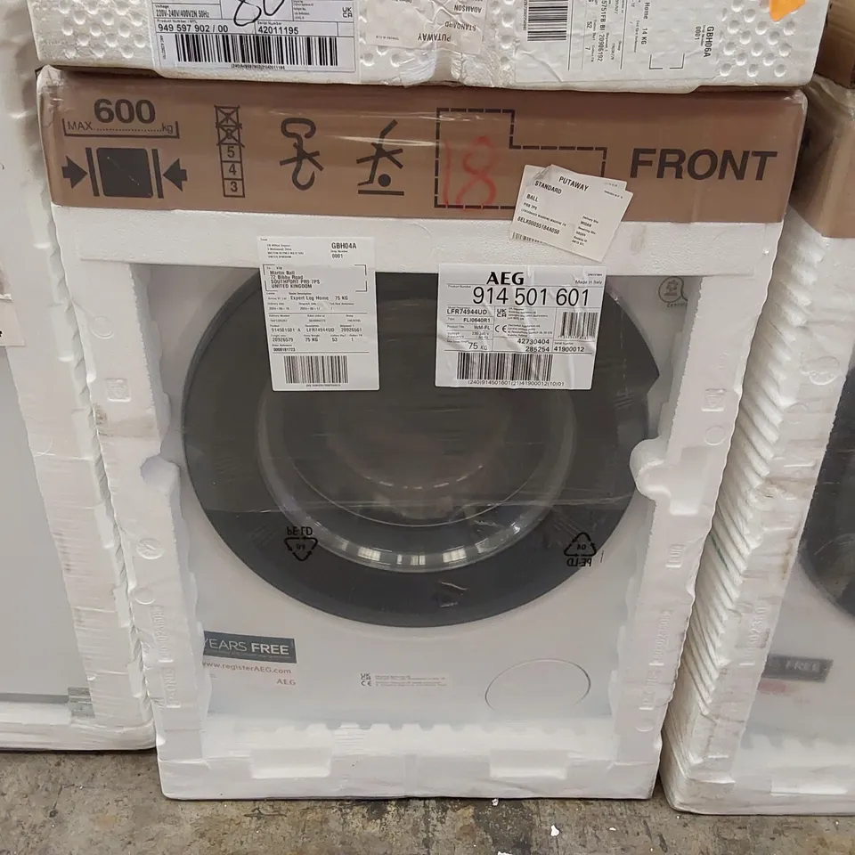 AEG PROSTEAM LFR74944UD 9 KG 1400 RPM WASHING MACHINE - WHITE & BLACK