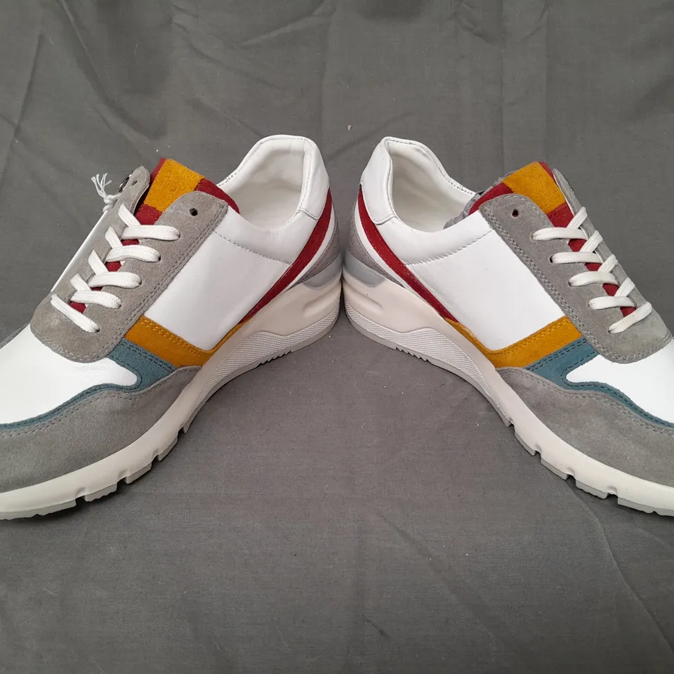 BOXED PAIR OF STRESSLESS BY LOTUS SUZUKA SHOES IN WHITE/MULTICOLOUR UK SIZE 6