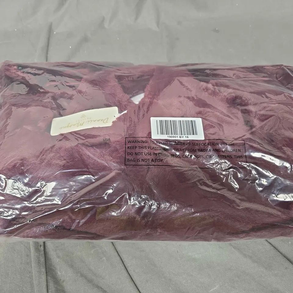APPROXIMATELY 5 DANNII MINOGUE PETITES FAUX FUR JACKETS IN MAROON - 16