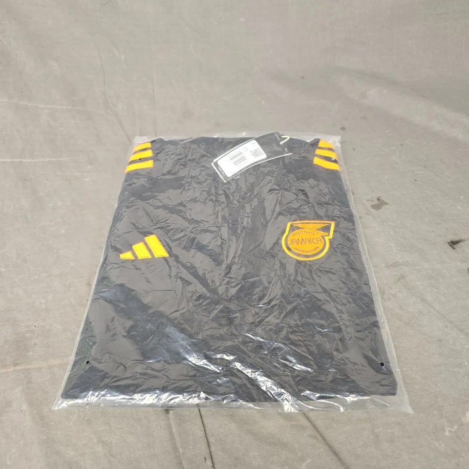 ADIDAS JAMAICA FOOTBALL FEDERATION TEE IN BLACK SIZE S
