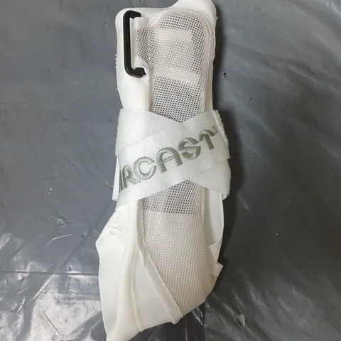 AIRCAST KNEE SUPPORT - WHITE - LARGE - RIGHT