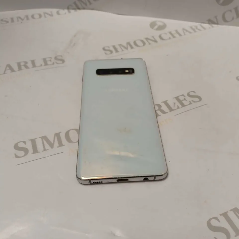 SAMSUNG GALAXY S10+ SMARTPHONE 