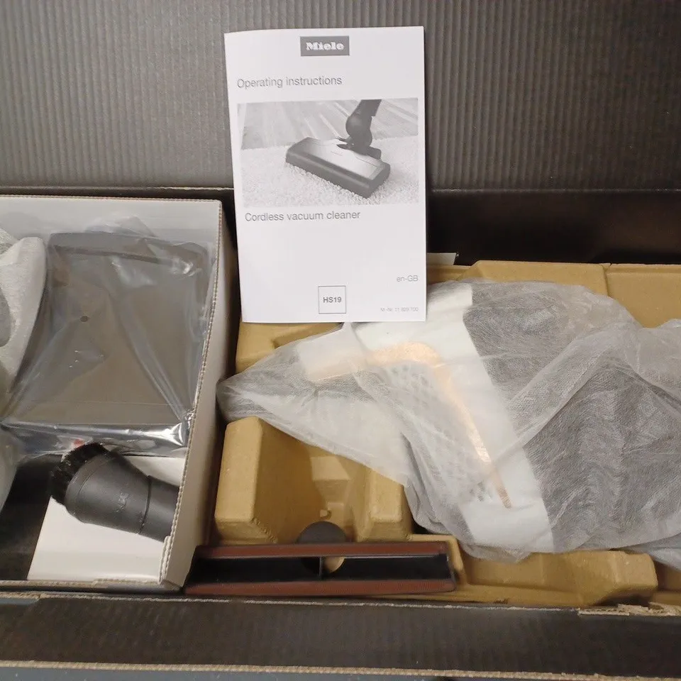 MIELE TRIFLEX HX2