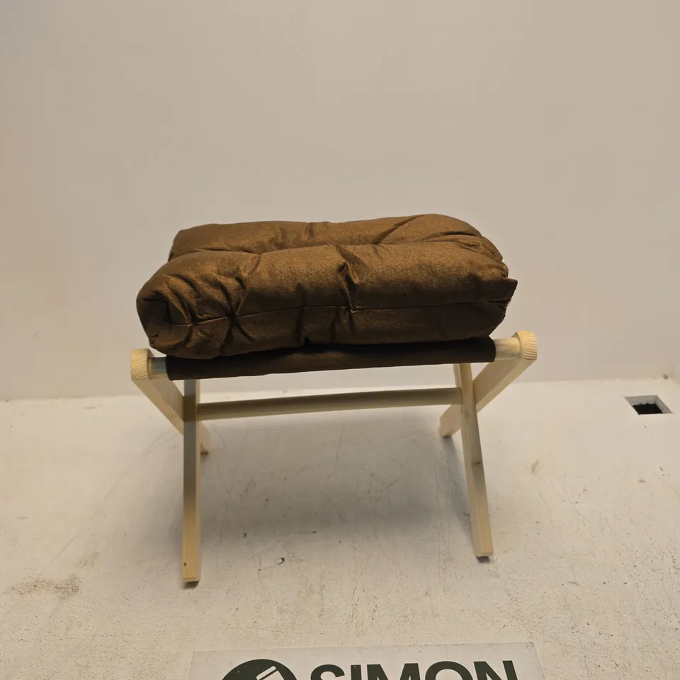 EZIFY FOLDING STOOL WITH CUSHION – WOOD FRAME