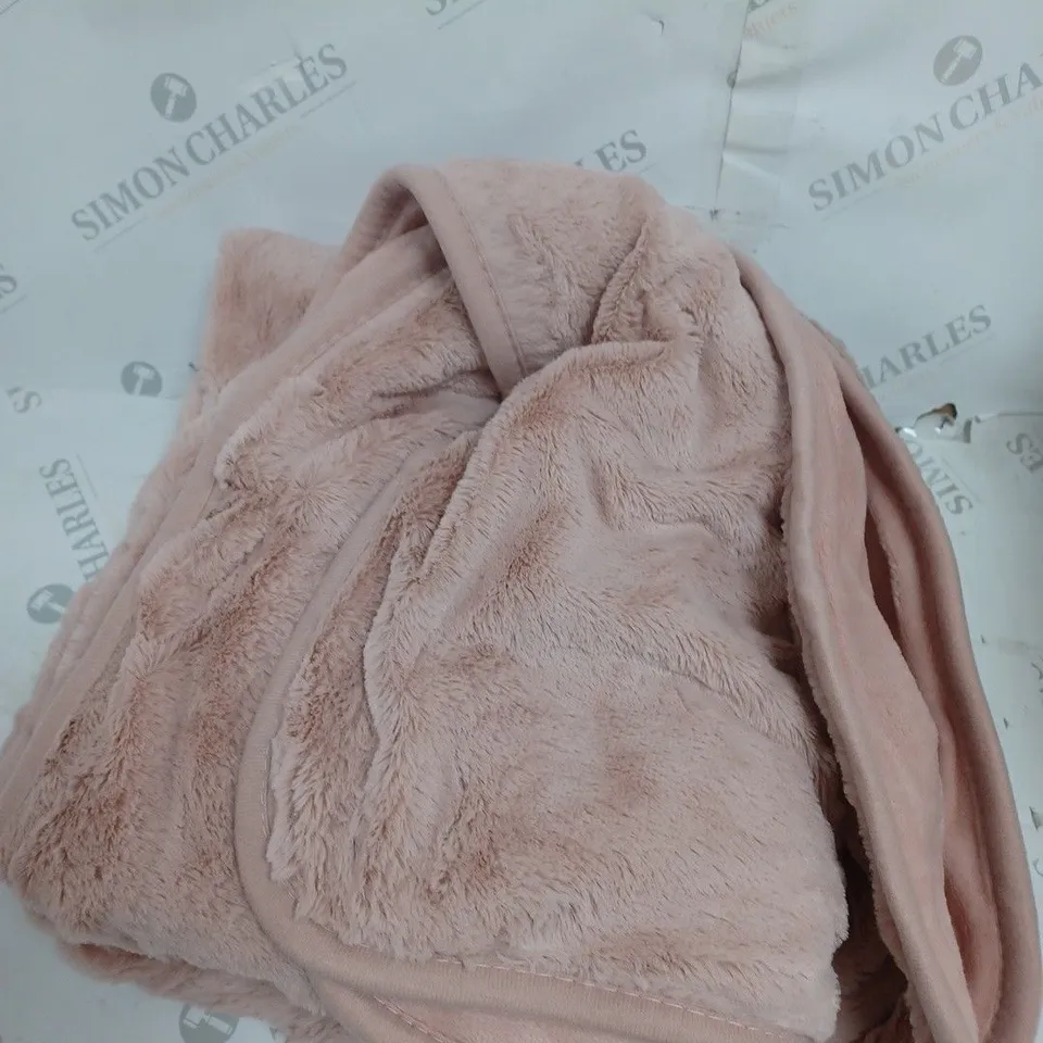 BOXED COZEE HOME HEATED BLANKET IN PINK