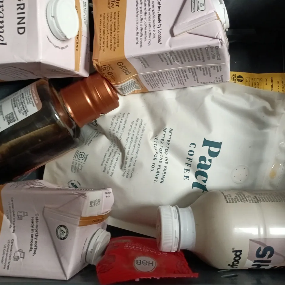 APPROXIMATELY 10 ASSORTED FOOD AND DRINK ITEMS TO INCLUDE SPAM, MONSTER ENERGY, ETC