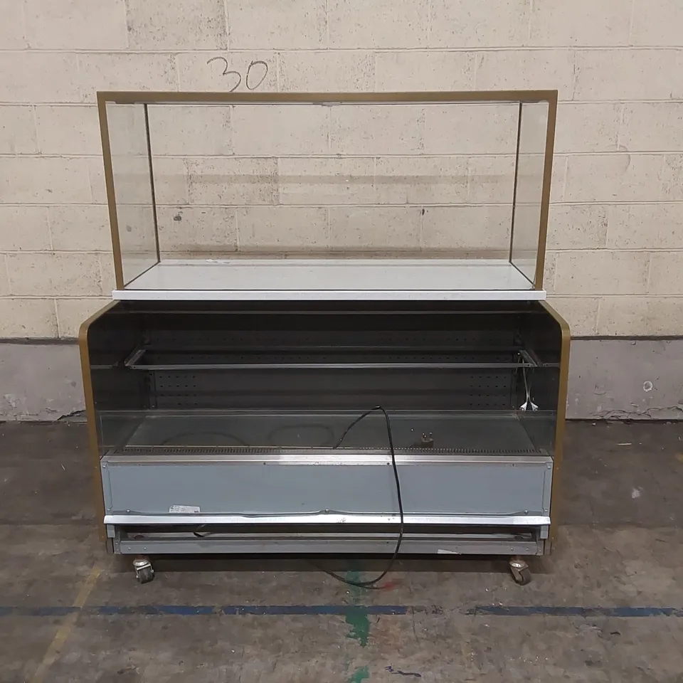 VICTOR F-15A COMMERCIAL FOOD DISPLAY CABINET