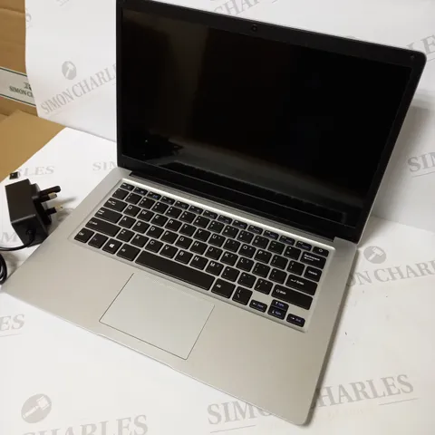 UNBRANDED UNBOXED SILVER LAPTOP APPROX. 14" SCREEN 