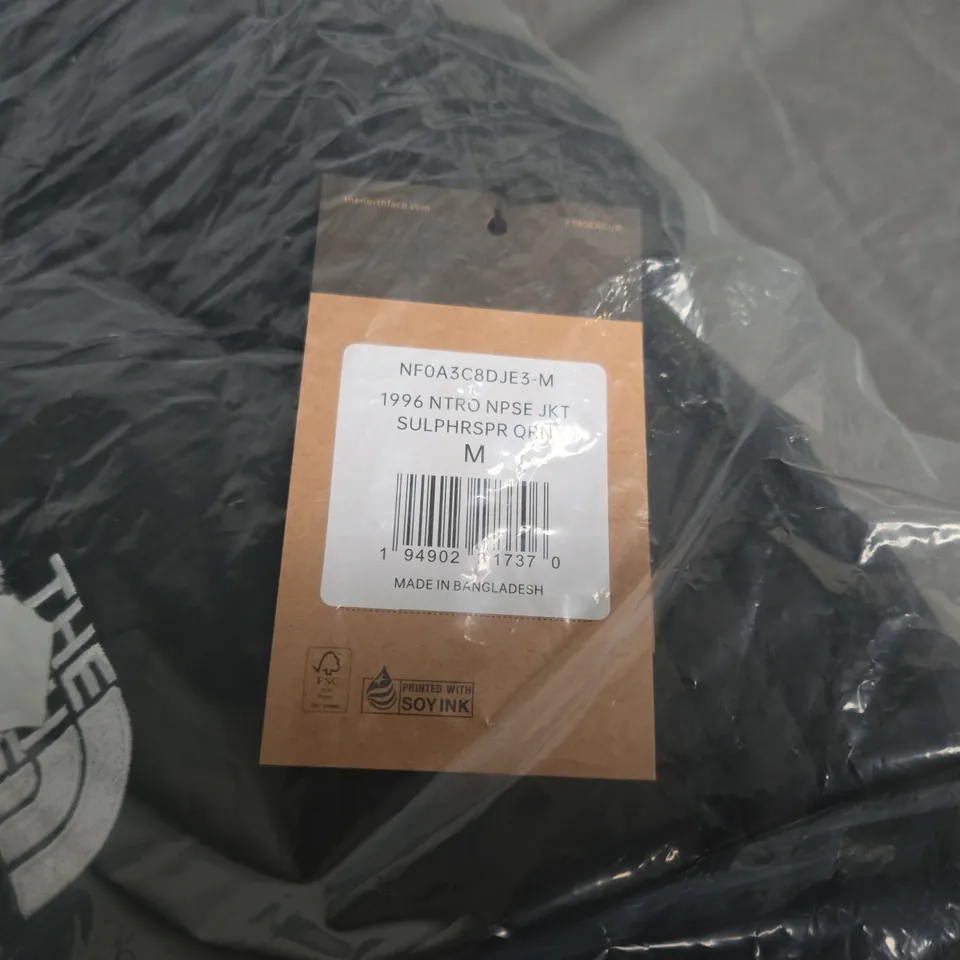 BAGGED THE NORTH FACE MEDIUM BLACK PUFFER 