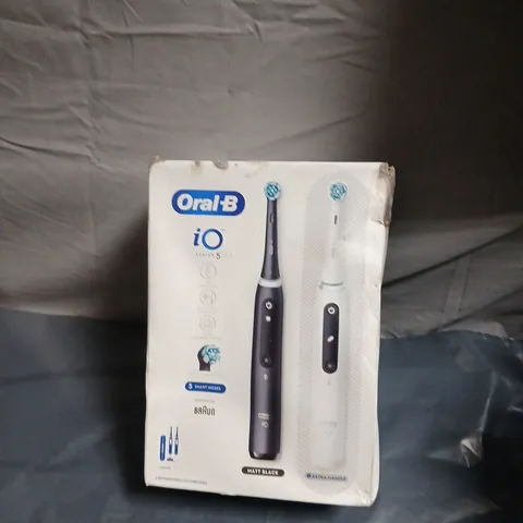 ORAL-B IO ELECTRIC TOOTHBRUSH – DAMAGED BOXED