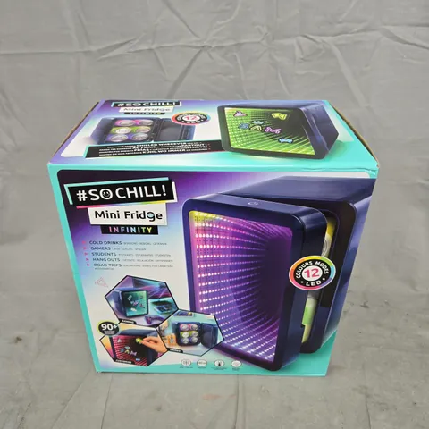 BOXED SO CHILL! MINI FRIDGE INFINITY