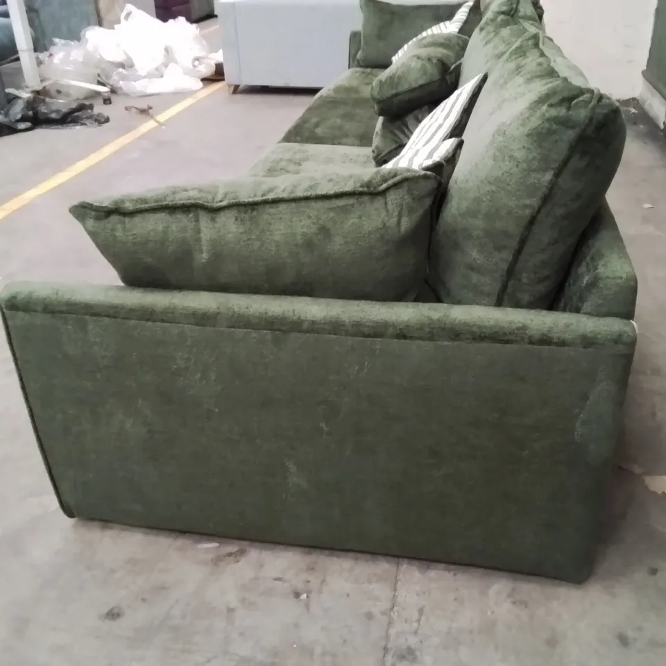 QUALITY DESIGNER 4 SEATER FABRIC UPHOLSTERED GREEN CRUSHED VELVET EFFECT SOFA